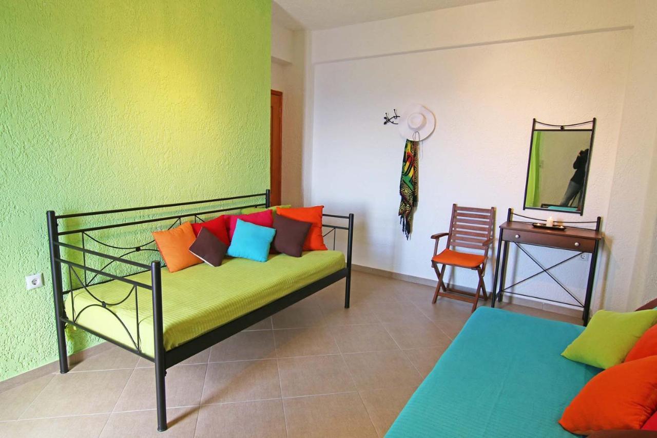Anemi Apartments Armenistis  Exterior photo